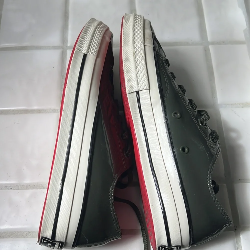 Like New - Low top Converse “Chucks” - Picture 3 of 7